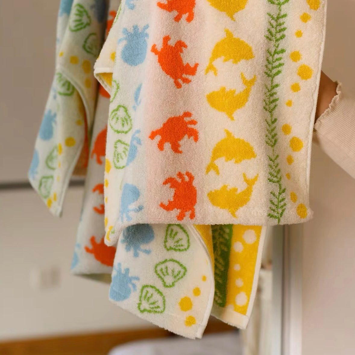 Coastal Creatures - Cotton Towel with Sea Life